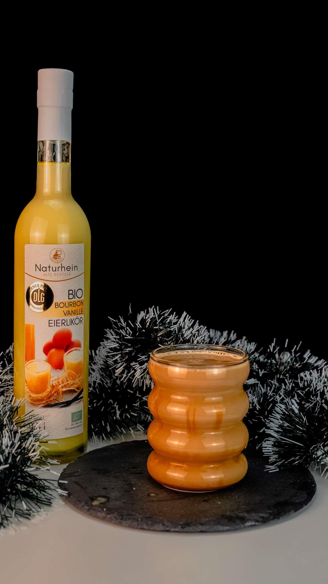 Bio Eierlikör – mehrfach prämierter cremiger Genuss mit Bourbon-Vanille